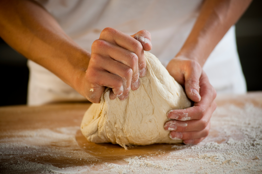Baker-kneading-dough-000011034084_Small