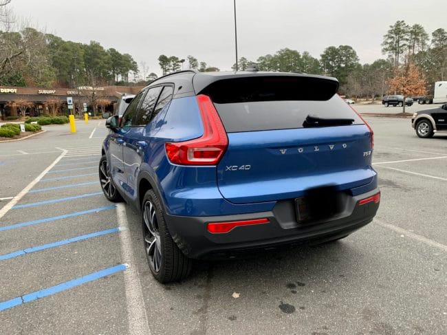 2021 accomplishments volvo xc40 bursting blue